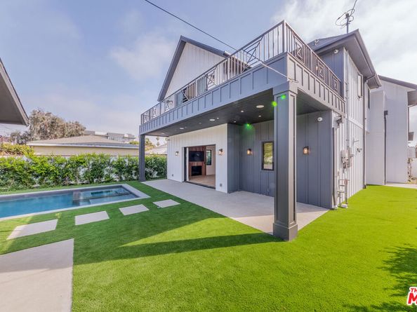 3932 Glencoe Avenue, Venice CA 90291