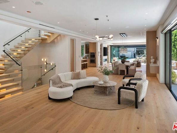 528 Marguerita Avenue, Santa Monica CA 90402