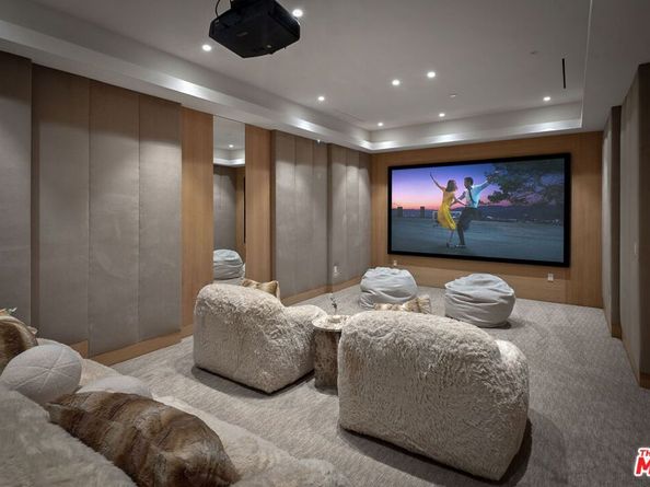 528 Marguerita Avenue, Santa Monica CA 90402