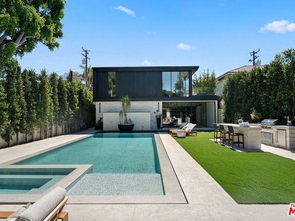 528 Marguerita Avenue, Santa Monica CA 90402