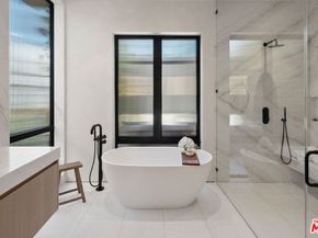 528 Marguerita Avenue, Santa Monica CA 90402