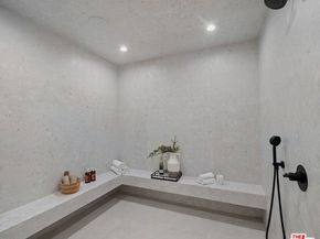 528 Marguerita Avenue, Santa Monica CA 90402