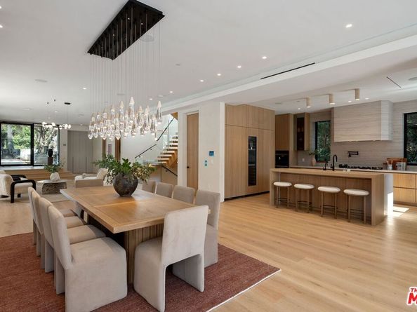 528 Marguerita Avenue, Santa Monica CA 90402