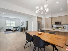 1746 Garfield Place 202, Los Angeles CA 90028