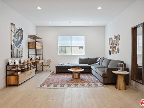 1746 Garfield Place 202, Los Angeles CA 90028