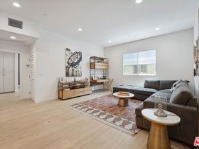1746 Garfield Place 202, Los Angeles CA 90028