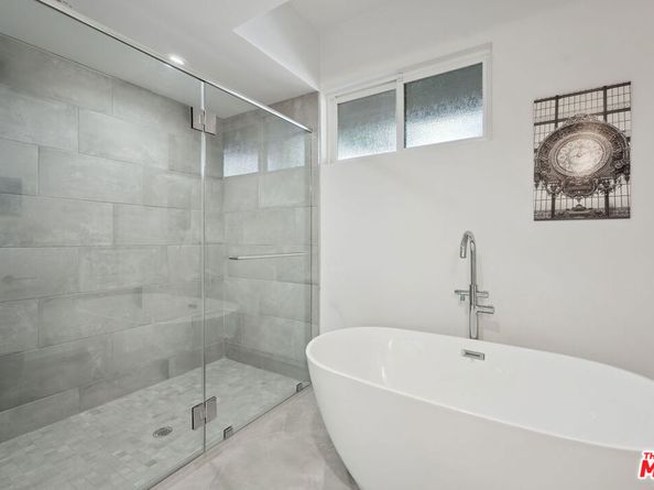 1746 Garfield Place 202, Los Angeles CA 90028