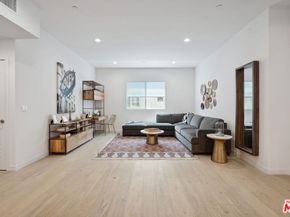 1746 Garfield Place 202, Los Angeles CA 90028