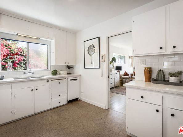 300 La Follette Drive, Los Angeles CA 90042
