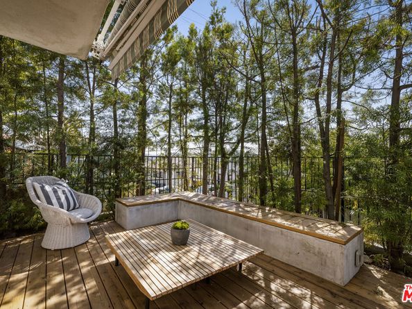 300 La Follette Drive, Los Angeles CA 90042