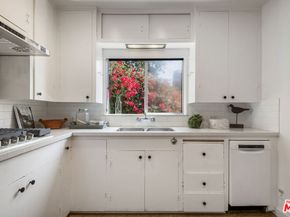 300 La Follette Drive, Los Angeles CA 90042
