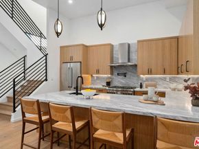 6325 Primrose Avenue, Los Angeles CA 90068