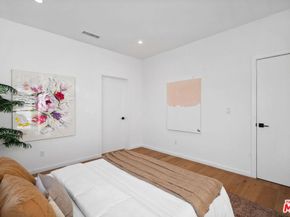 6325 Primrose Avenue, Los Angeles CA 90068