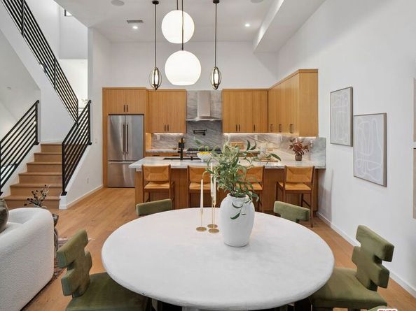 6325 Primrose Avenue, Los Angeles CA 90068