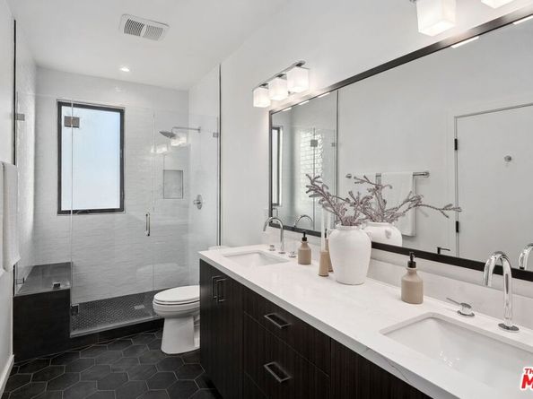 6325 Primrose Avenue, Los Angeles CA 90068