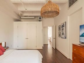 6253 Hollywood Boulevard 402, Los Angeles CA 90028