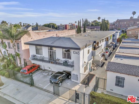 1045 N Ardmore Avenue, Los Angeles CA 90029