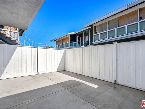 3706 Redondo Beach Boulevard, Torrance CA 90504