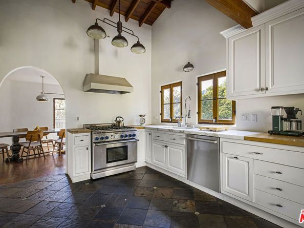 2781 Westshire Drive, Los Angeles CA 90068