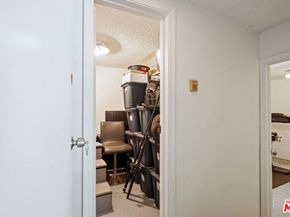 207 S Oakland Avenue A, Pasadena CA 91101