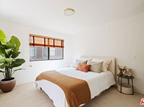 207 S Oakland Avenue A, Pasadena CA 91101