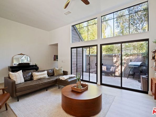 207 S Oakland Avenue A, Pasadena CA 91101