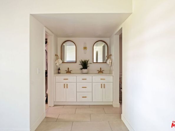 207 S Oakland Avenue A, Pasadena CA 91101