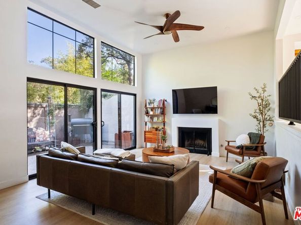 207 S Oakland Avenue A, Pasadena CA 91101