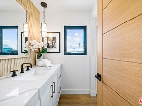 117 25th Street, Newport Beach CA 92663