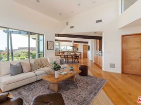 1109 El Medio Avenue, Pacific Palisades CA 90272