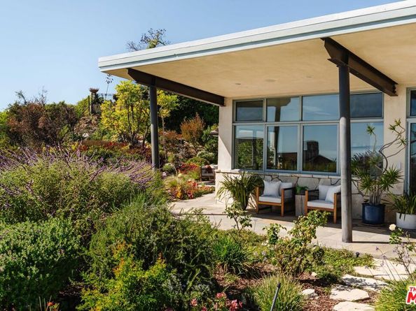1109 El Medio Avenue, Pacific Palisades CA 90272
