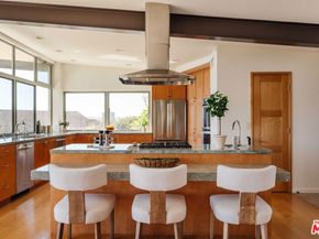 1109 El Medio Avenue, Pacific Palisades CA 90272