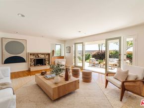1109 El Medio Avenue, Pacific Palisades CA 90272