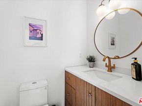 3314 Griffith Park Boulevard 5, Los Angeles CA 90027