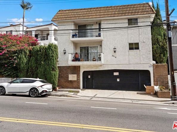 3314 Griffith Park Boulevard 5, Los Angeles CA 90027
