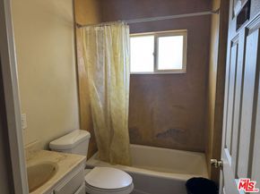 4341 W 106th Street, Inglewood CA 90304