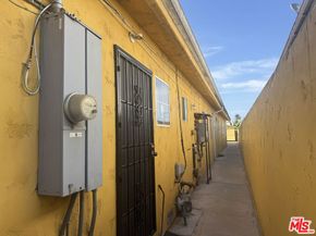 4341 W 106th Street, Inglewood CA 90304