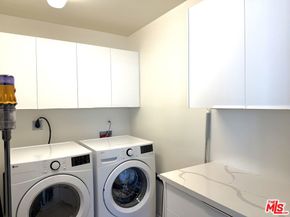 1100 S Hope Street 516, Los Angeles CA 90015