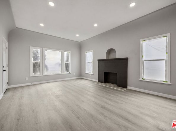 403 E 91st Street, Los Angeles CA 90003