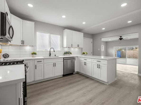 403 E 91st Street, Los Angeles CA 90003