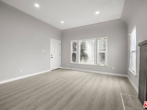 403 E 91st Street, Los Angeles CA 90003