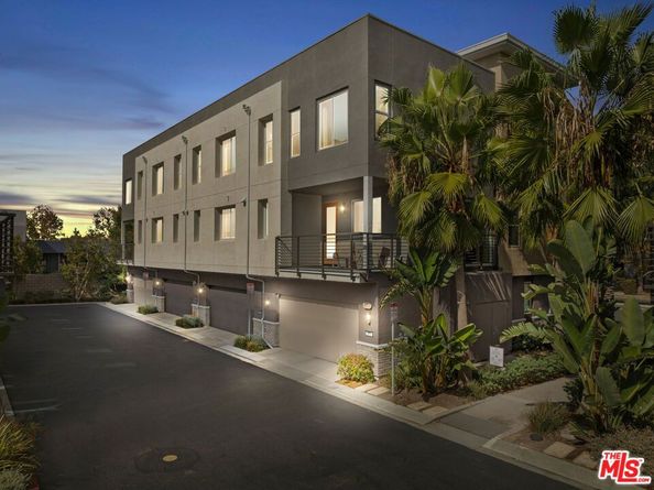 157 Steely, Irvine CA 92614
