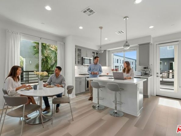 157 Steely, Irvine CA 92614