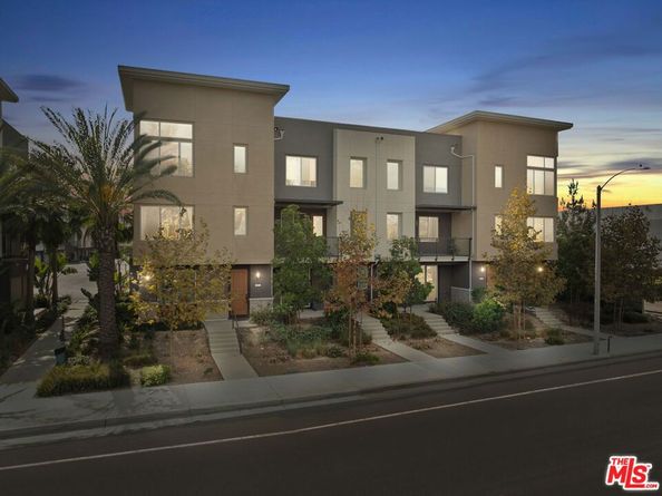 157 Steely, Irvine CA 92614