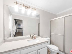 12940 Riverside Drive 108, Sherman Oaks CA 91423