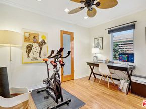 750 Vernon Avenue, Venice CA 90291