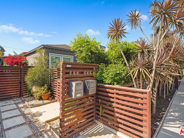 750 Vernon Avenue, Venice CA 90291