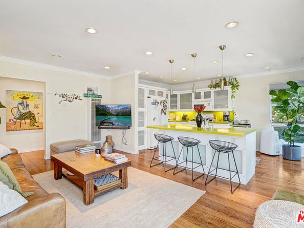 750 Vernon Avenue, Venice CA 90291