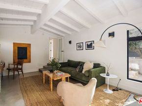 3039 Vineyard Avenue, Los Angeles CA 90016