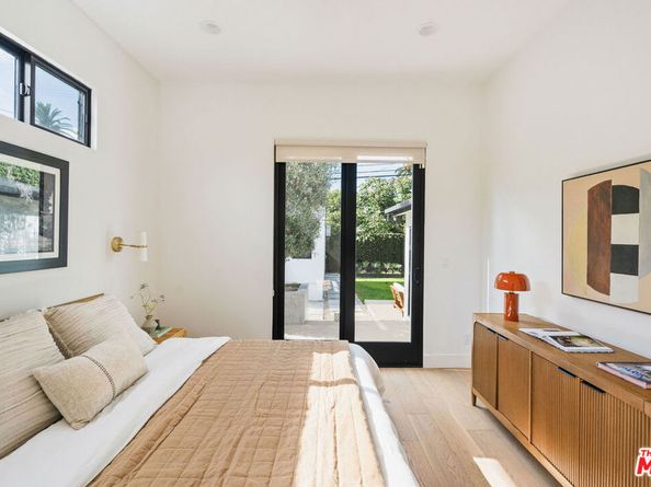 3039 Vineyard Avenue, Los Angeles CA 90016